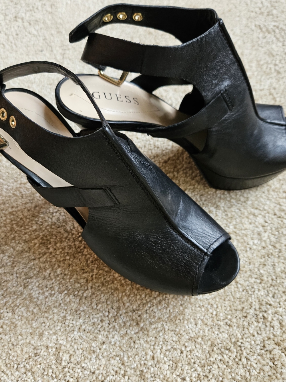 Guess Size 8.5 Women's Black Heels